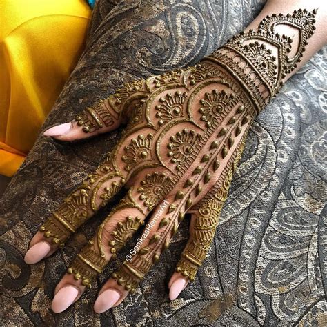 what are mehndi patterns inspired by